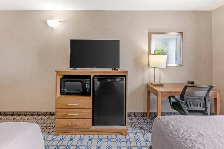 Room 45 of 80